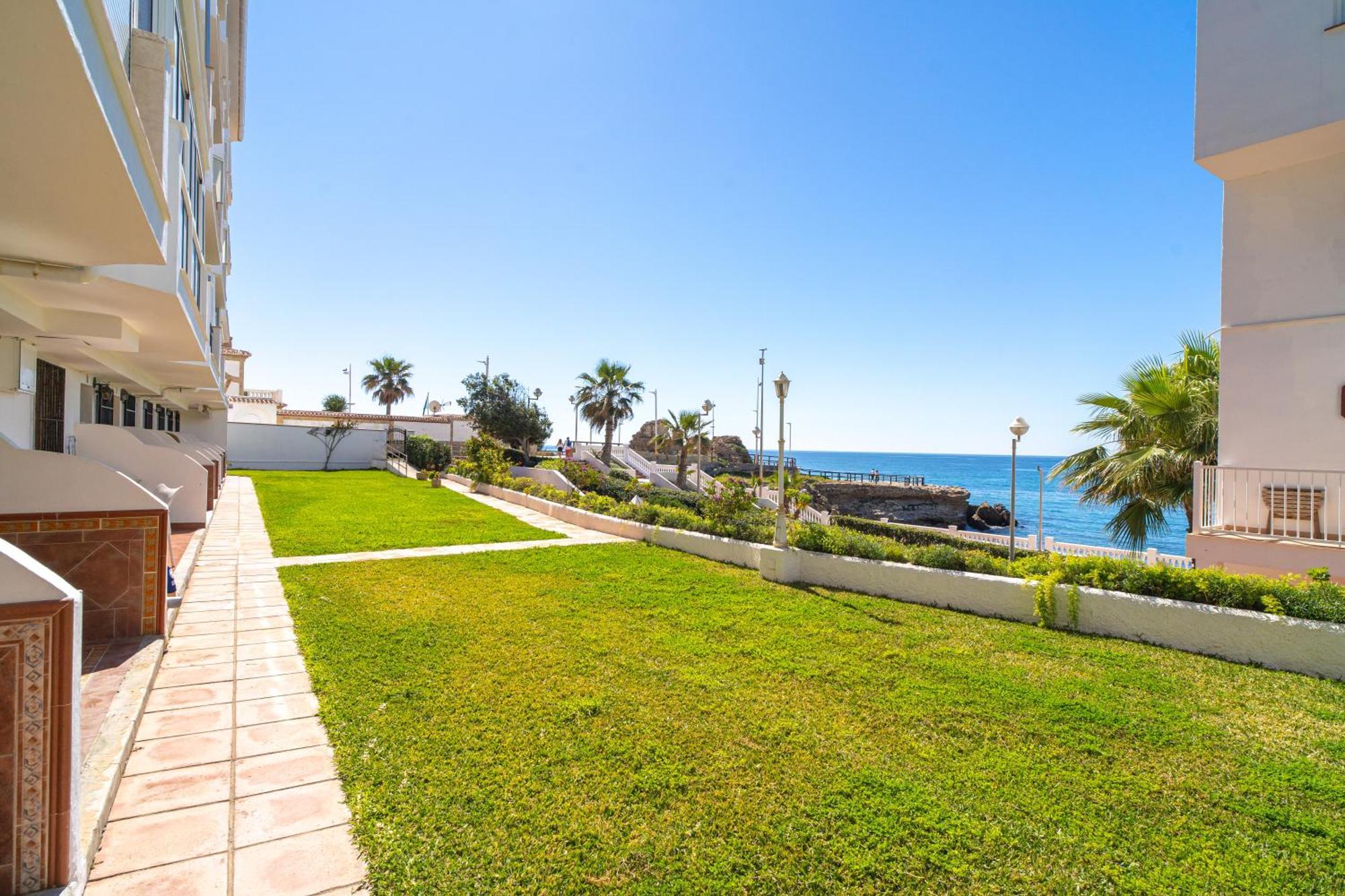 Arce 5 Torrecilla Beach Casasol Nerja Exteriör bild