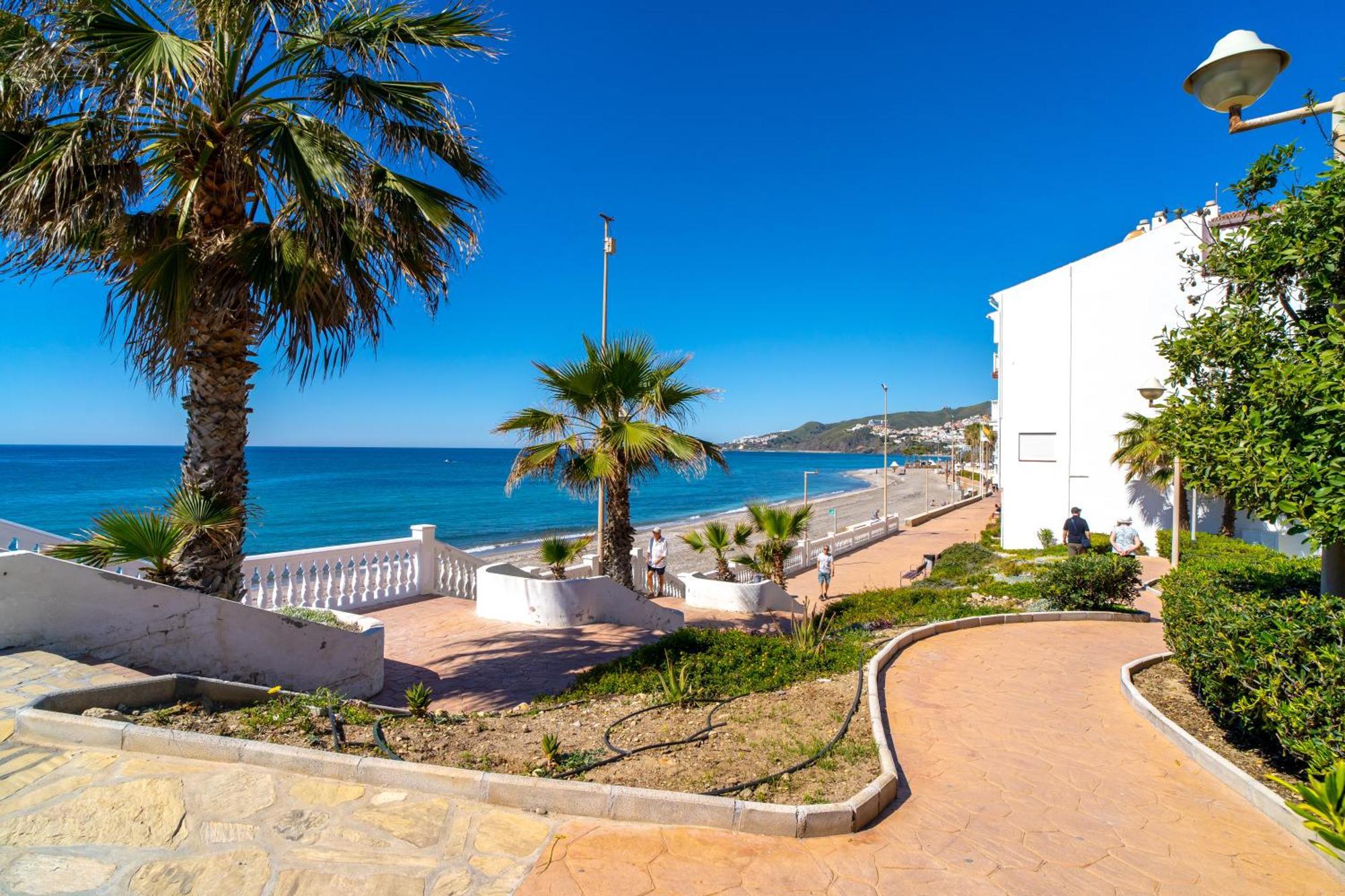 Arce 5 Torrecilla Beach Casasol Nerja Exteriör bild