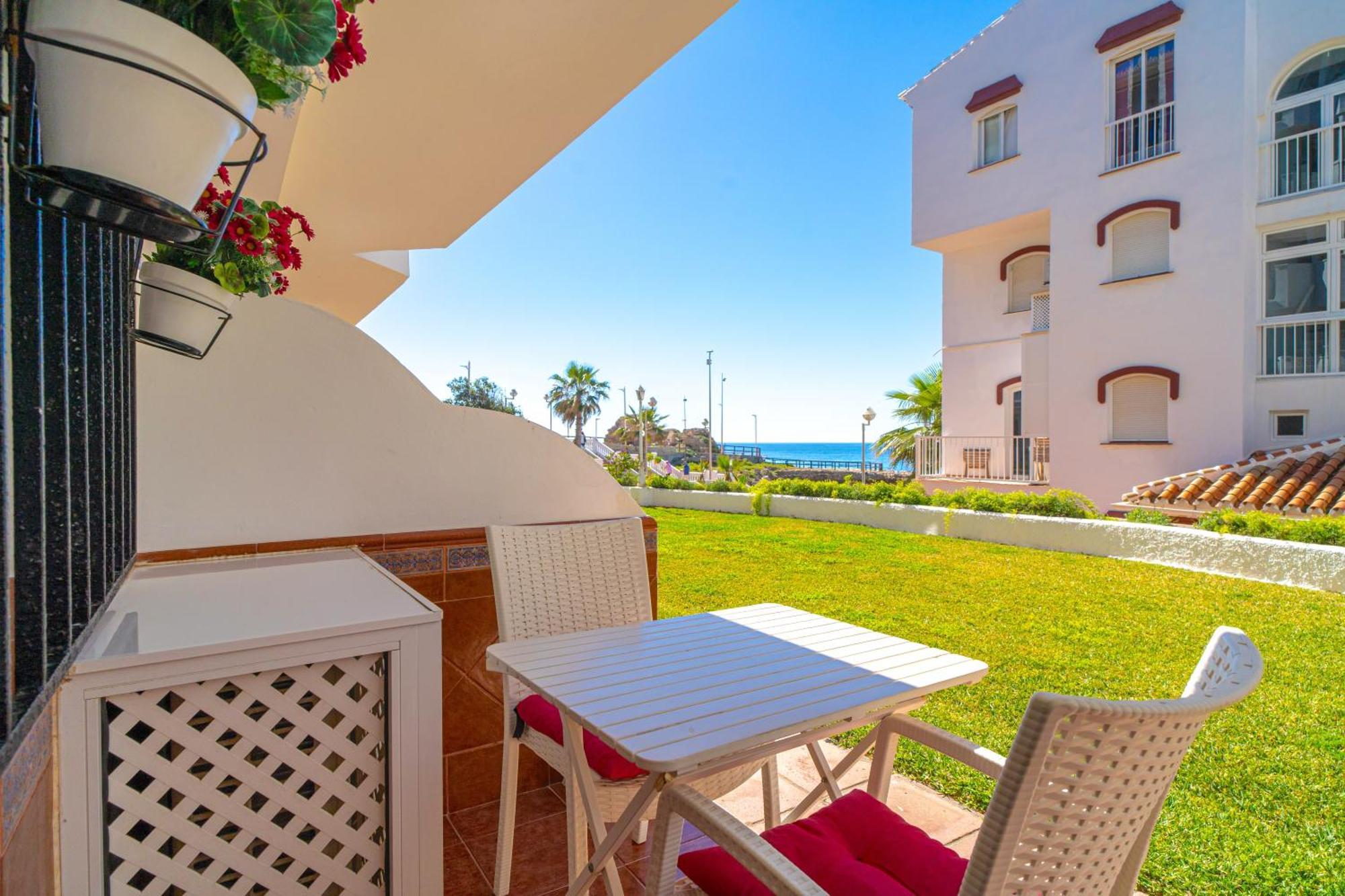 Arce 5 Torrecilla Beach Casasol Nerja Exteriör bild