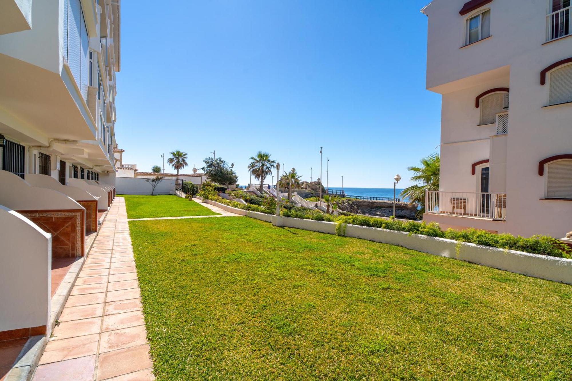 Arce 5 Torrecilla Beach Casasol Nerja Exteriör bild