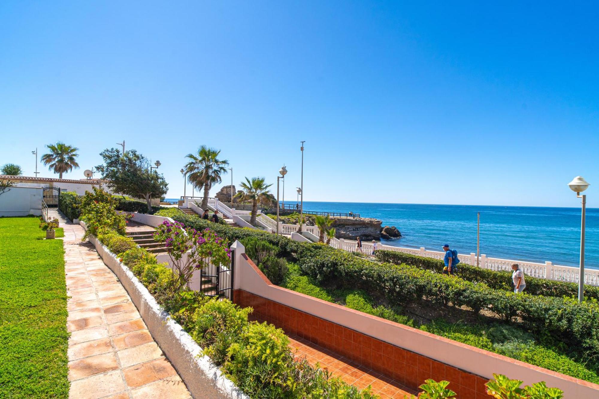 Arce 5 Torrecilla Beach Casasol Nerja Exteriör bild